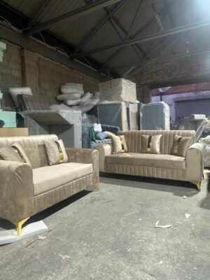 ✨ Birmingham Plush Velvet Sofa Set – Mink (3+2 Seater) ✨ Add a touch of luxury to your living space with our stunning Birmingham Plush Velvet Sofa Set. Upholstered in premium mink velvet, this sofa combines timeless elegance with ultimate comfort. 🛋 3-Seater Dimensions: 191 cm (W) x 84 cm (H) x 80 cm (D) 🛋 2-Seater Dimensions: Perfectly proportioned to match the 3-seater 💎 Soft, durable velvet fabric 💎 Deep cushioning for superior comfort 💎 Stylish design that suits any modern or classic décor Transform your home with comfort and class — the Birmingham Plush Velvet Sofa is where style meets relaxation.